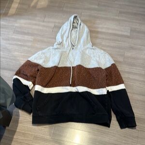 men's sweat shirt